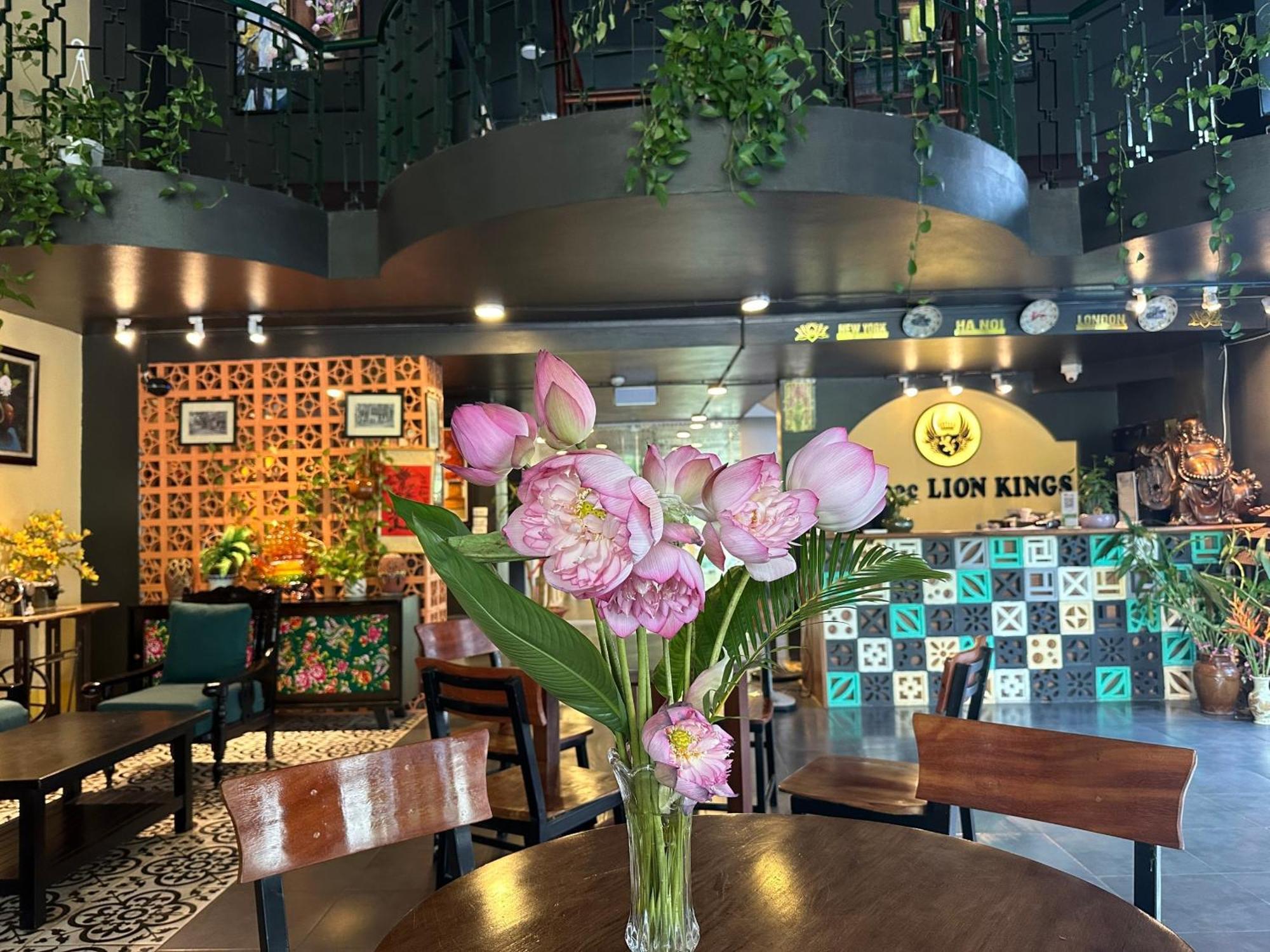 Tam Coc Lion Kings Hotel & Resort Ниньбинь Экстерьер фото